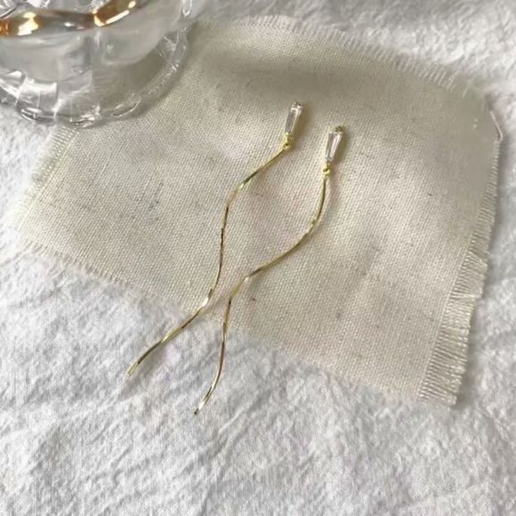 New Long Earrings Gold Earrings 14K Filled Gold Wave Earrings - Picture 5 of 5